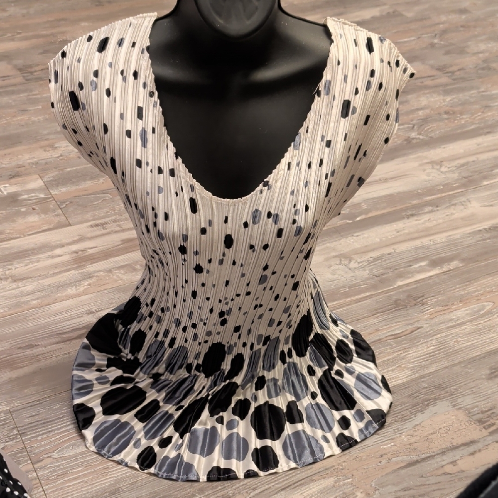 Cato Chic Black and White Polka Dot Blouse, Size Medium